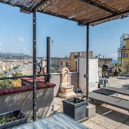 Casa Giulia & Leone - Terrazza Vista Mare شقة